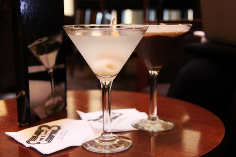 brasserie-COLLONGUES-min_martini_bar_lychee_chocolate_alcohol_liquor_happy_hour_happy-910161